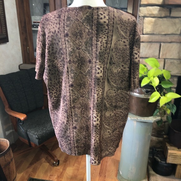 ETERNITY FASHION ONE SIZE FITS ALL BROWN PAISLEY FLORAL PRINT SHORT SLEEVE - Picture 5 of 5